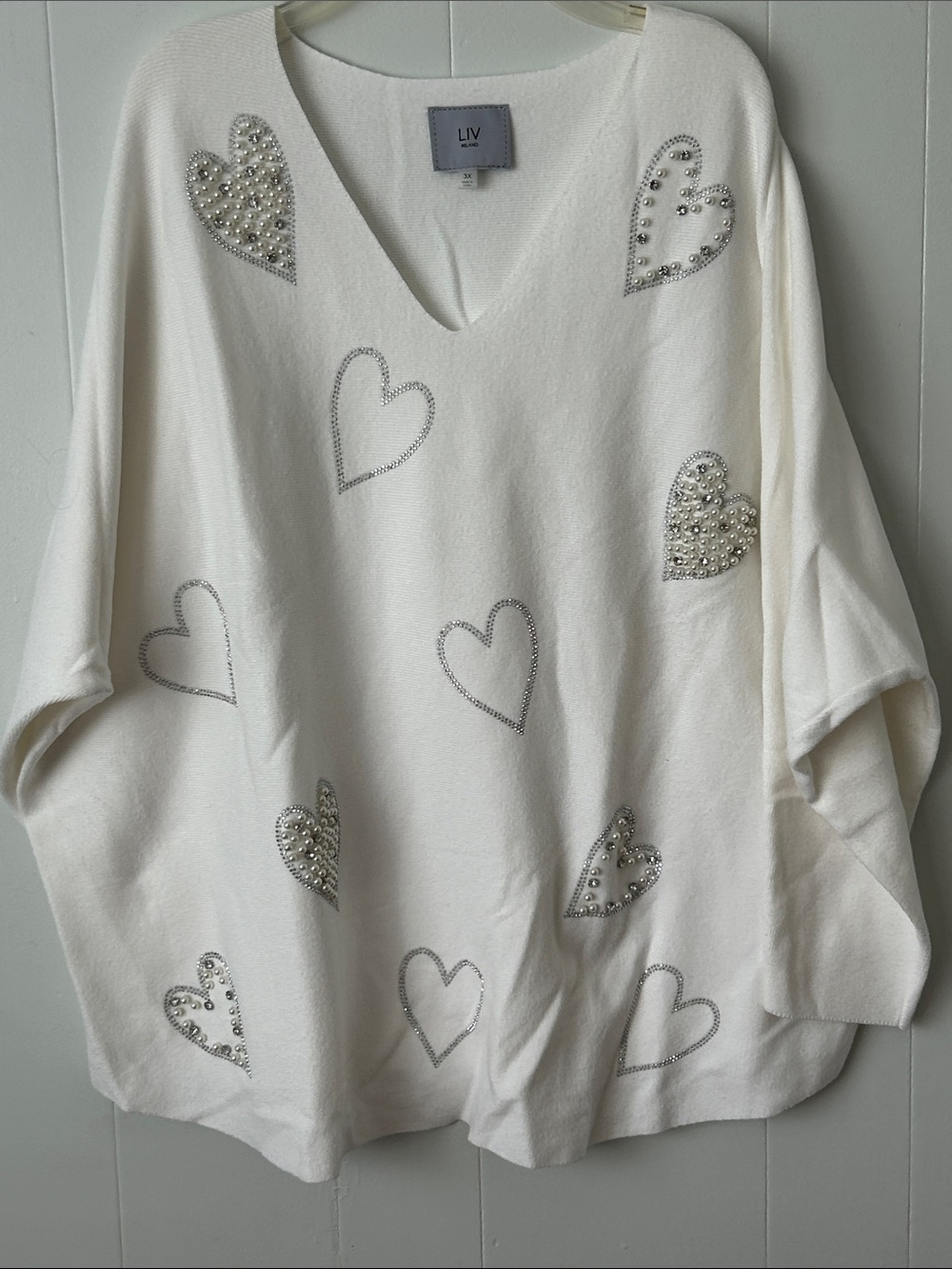 Max Studio White Embellished Pearl Rhinestone Hearts V-Neck Sweater 3X
